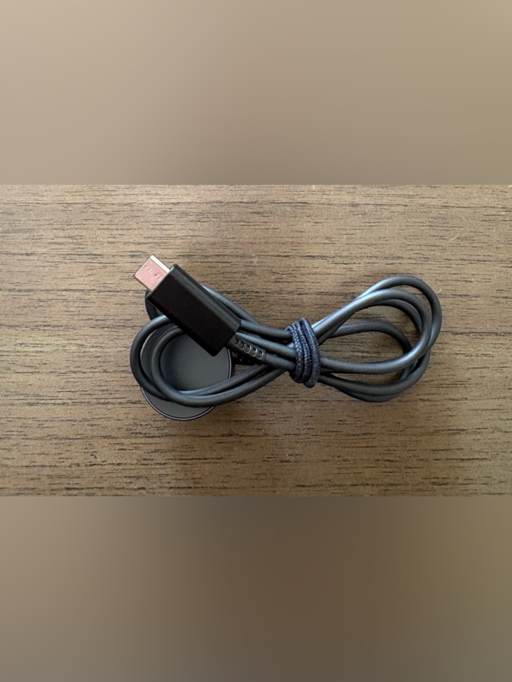 ✨ MINT ✨ Samsung Galaxy Watch 5 | SM-R910 | Original Charger Included - Picture 4 of 4